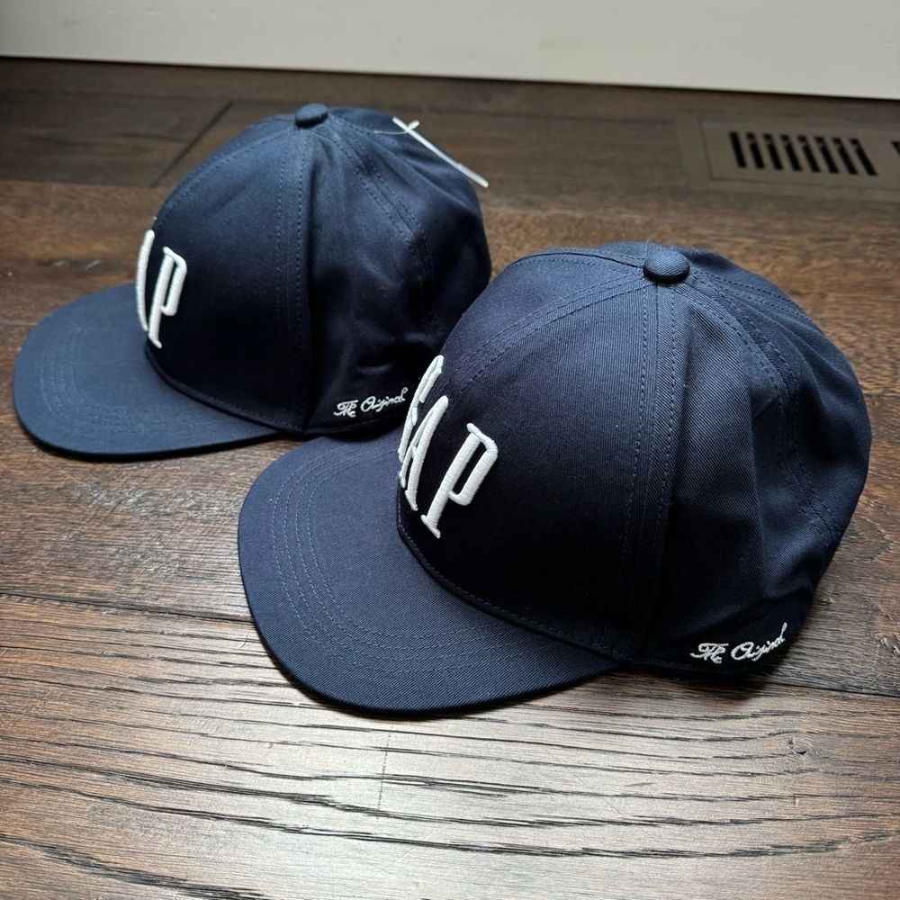 GAP Baseball Cap - 2 - Picture 3 of 6